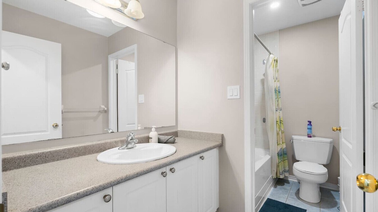 Photo of Bathroom in Churchill Meadows