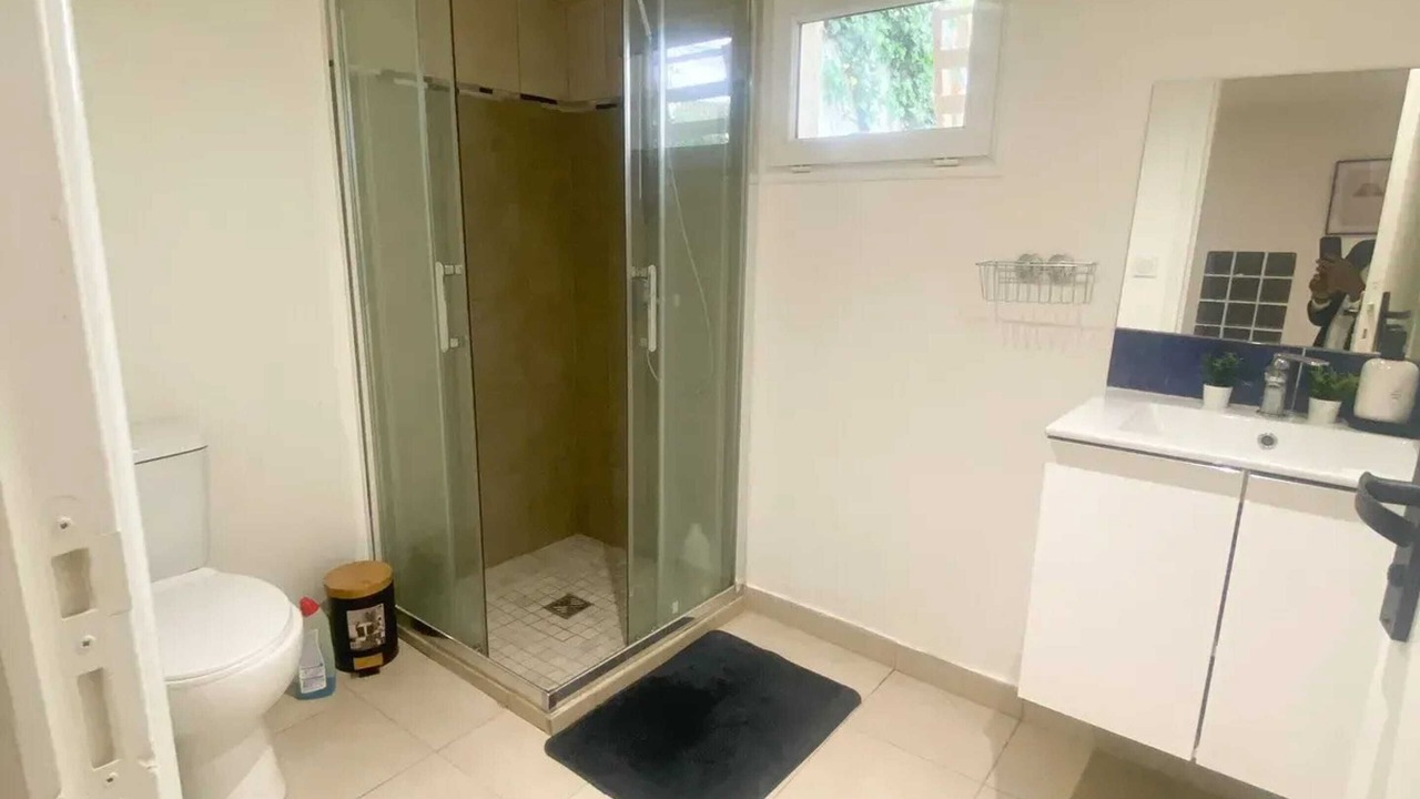 Photo of Bathroom in Arnouville