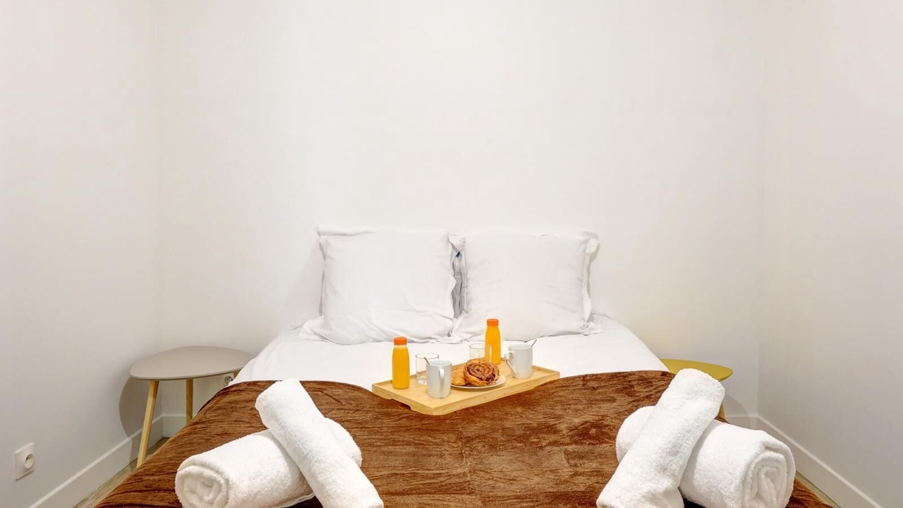 Photo of Bedroom in Louis Bertrand-Mirabeau-Semard