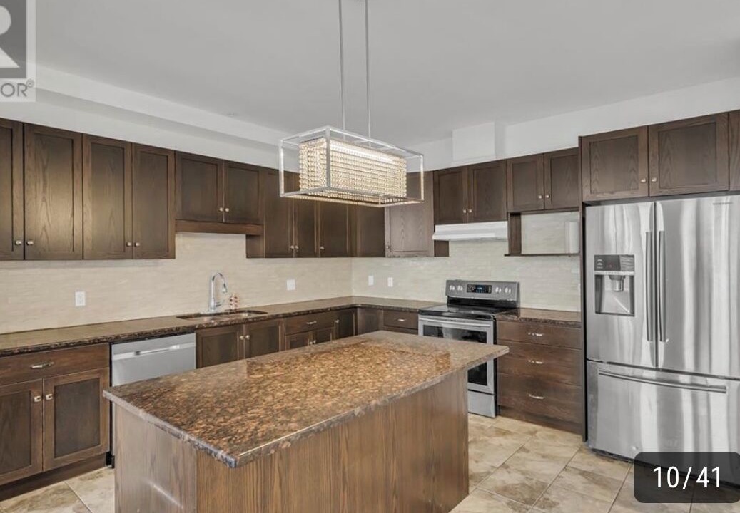 Photo of Kitchen in Grand River South