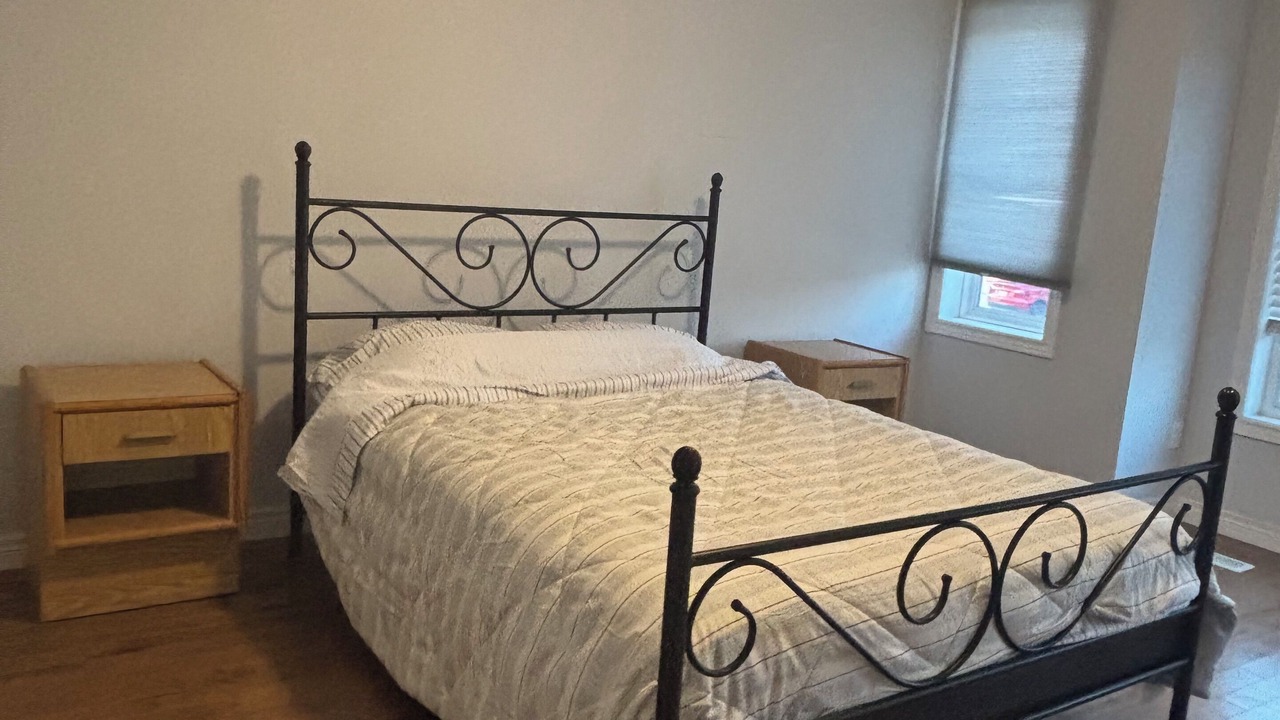 Photo of Bedroom in Grand River South