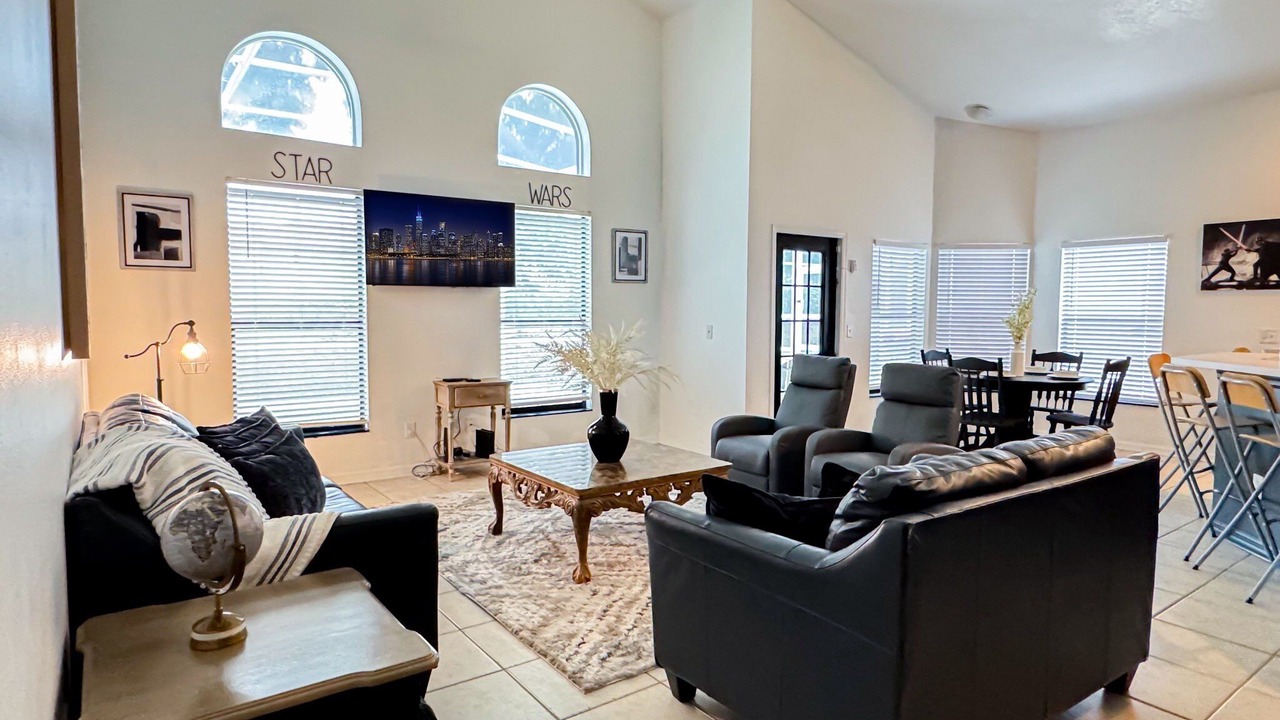 Photo of Bedroom in Lake Davenport Estates