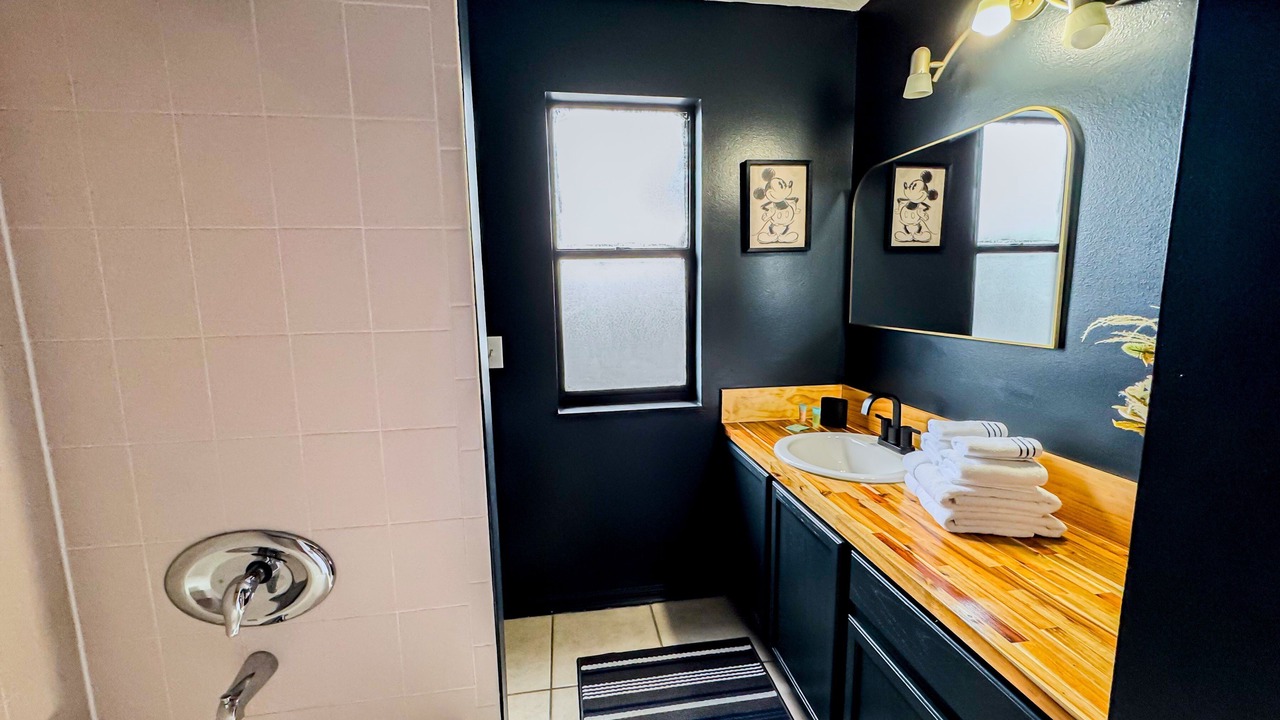Photo of Bathroom in Lake Davenport Estates