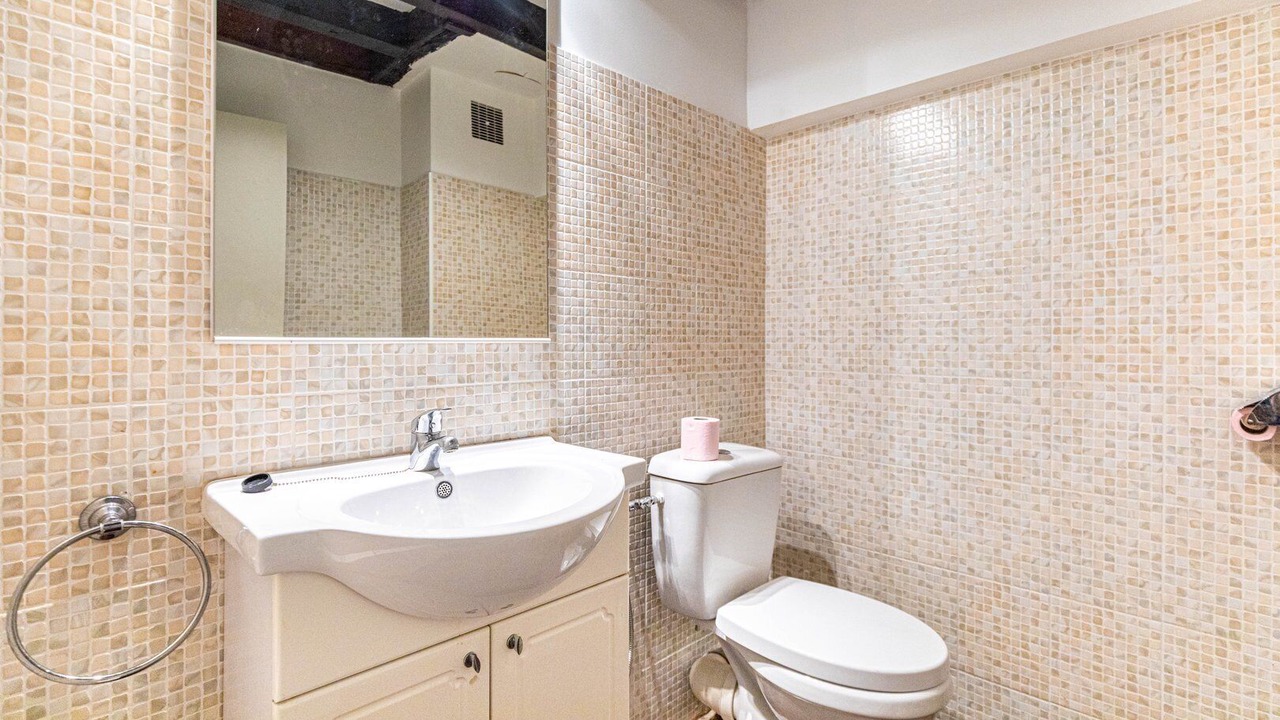 Photo of Bathroom in Prince–Marmottan