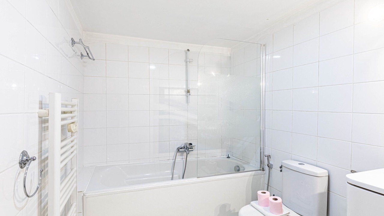 Photo of Bathroom in Prince–Marmottan