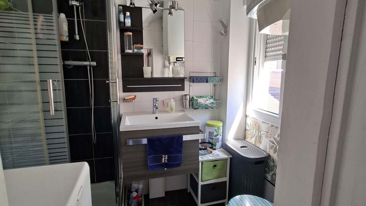 Photo of Bathroom in Sevres