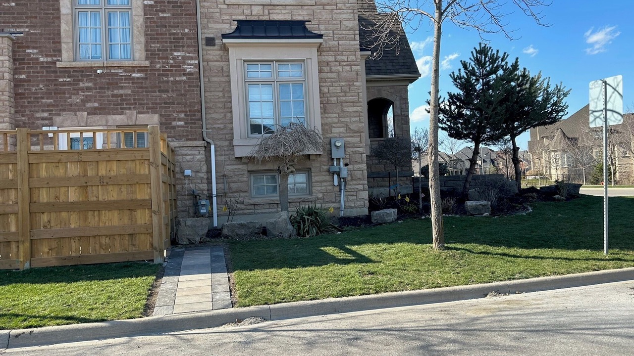Photo of Outdoor in Markham