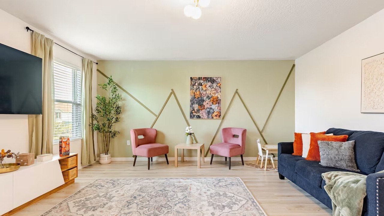 Photo of Livingroom in Southeast Orlando