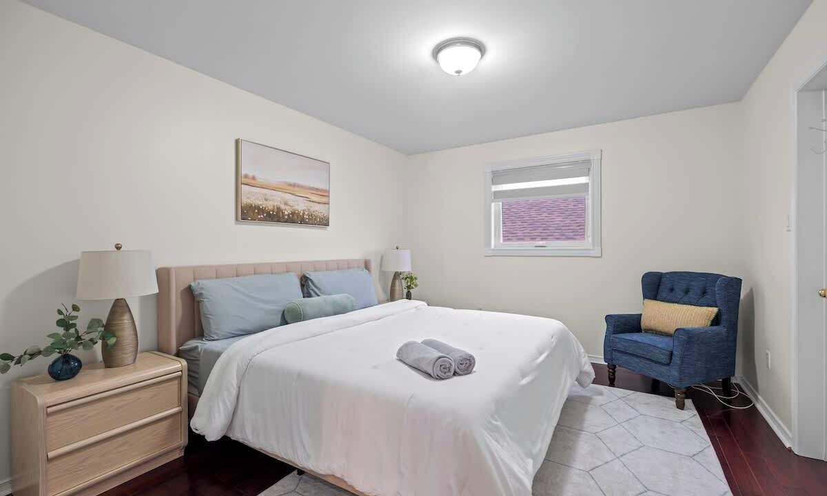 Photo of Bedroom in Hurontario