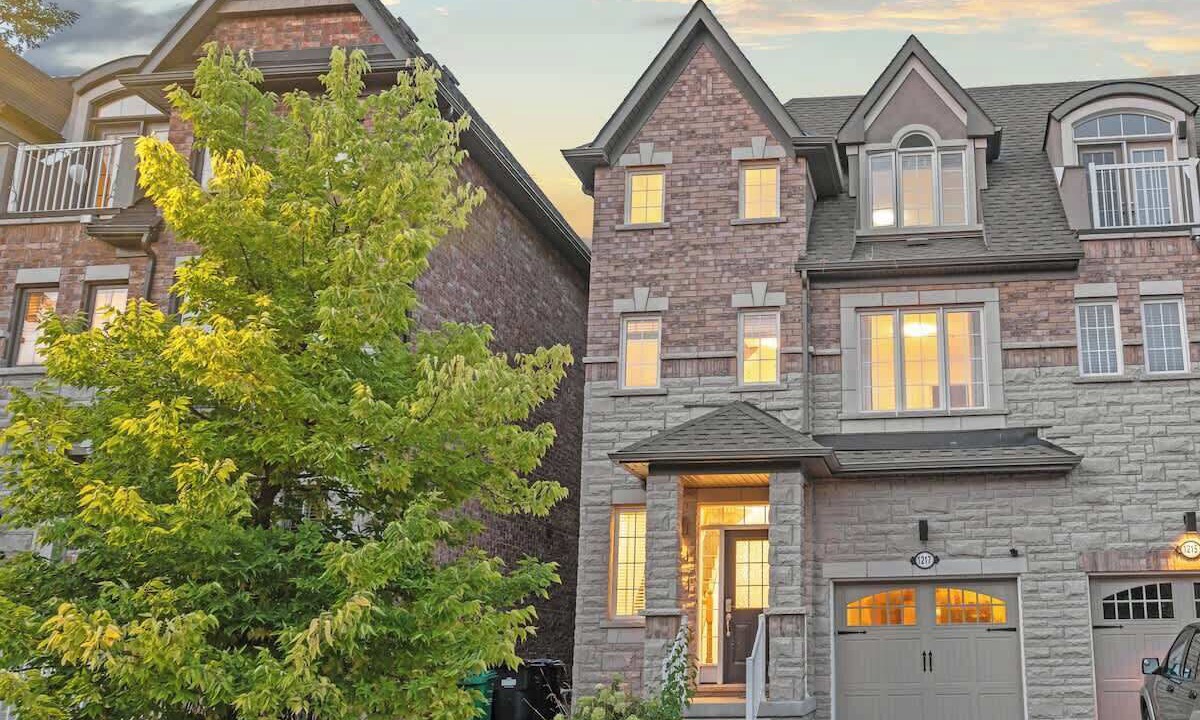 Photo of Outdoor in Lakeview