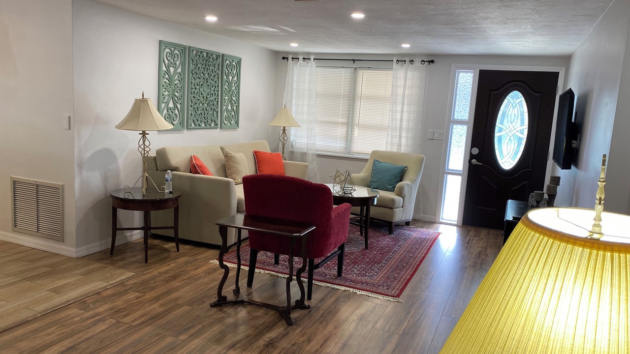 Photo of Livingroom in Tanglewood Terrace