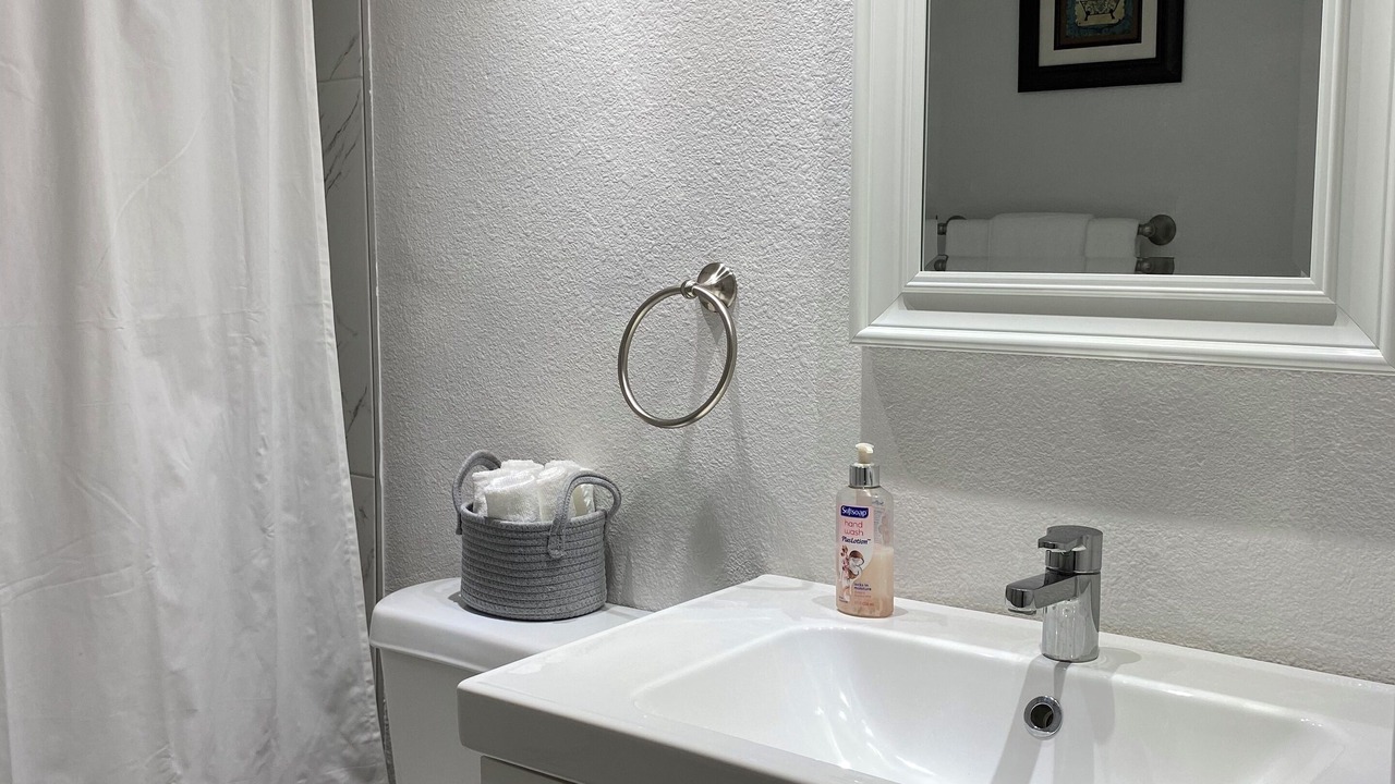 Photo of Bathroom in Tanglewood Terrace