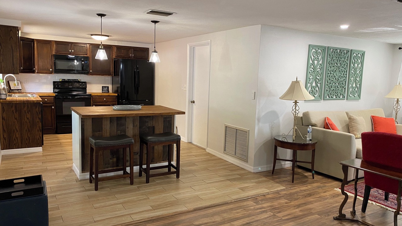 Photo of Livingroom in Tanglewood Terrace