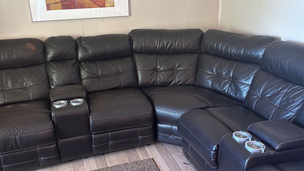 Photo of Livingroom in McMurrich/Monteith