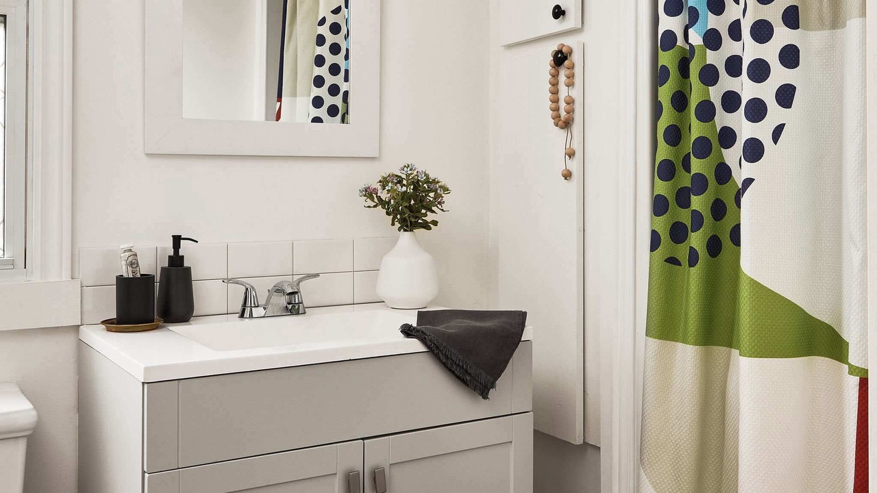 Photo of Bathroom in Waupoos