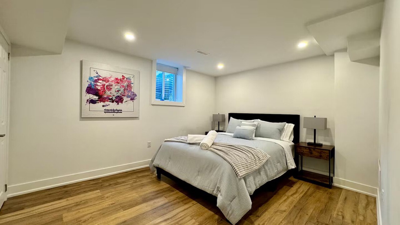 Photo of Bedroom in Erin Mills