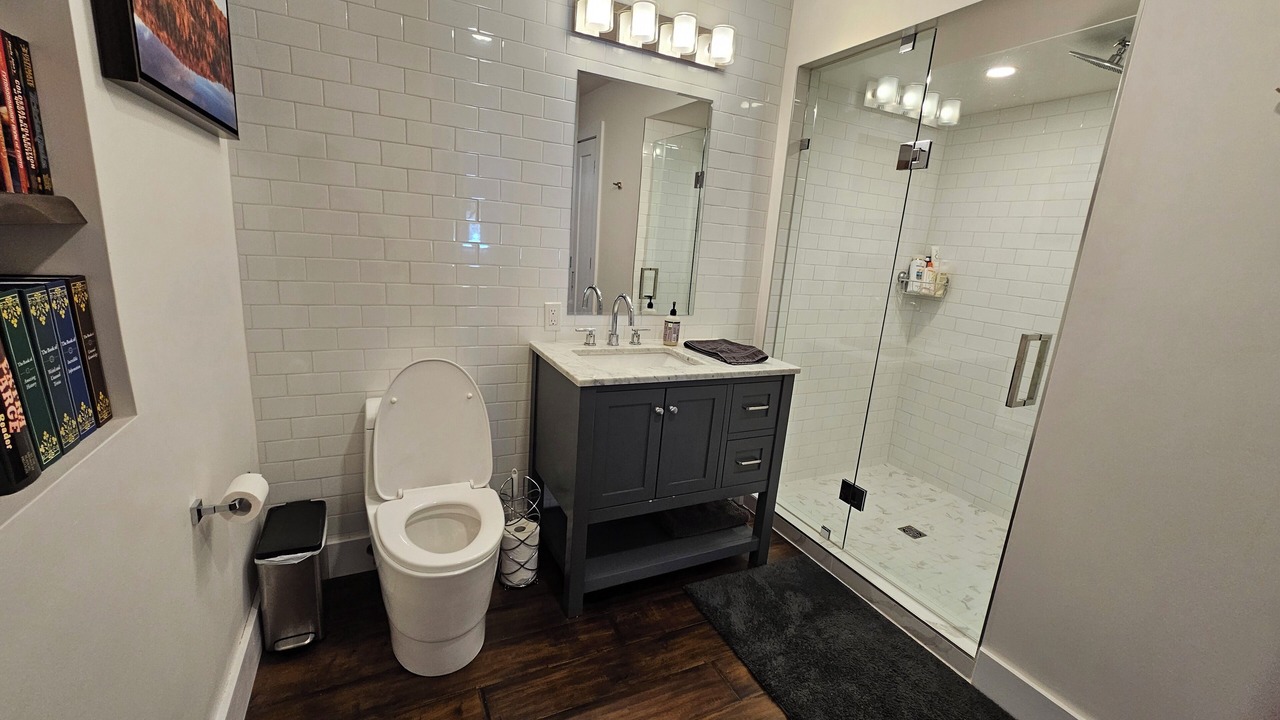 Photo of Bathroom in Feronia