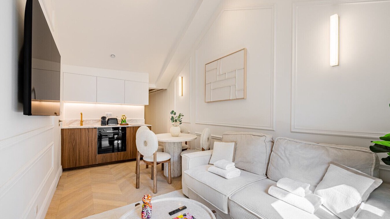 Photo of Livingroom in Sorbonne