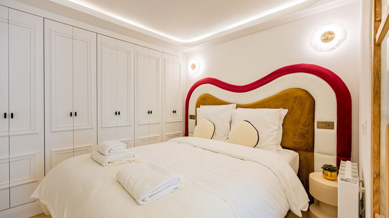 Photo of Bedroom in Sorbonne