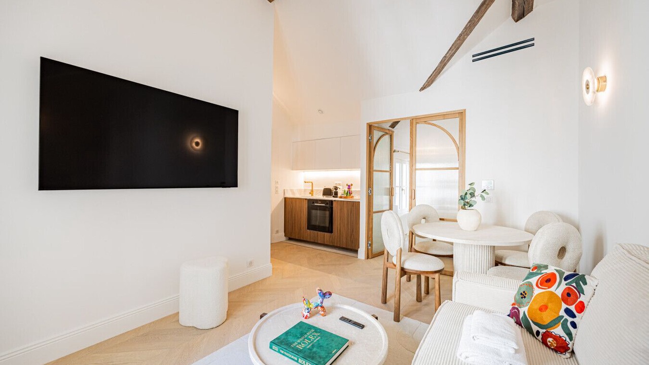 Photo of Livingroom in Sorbonne