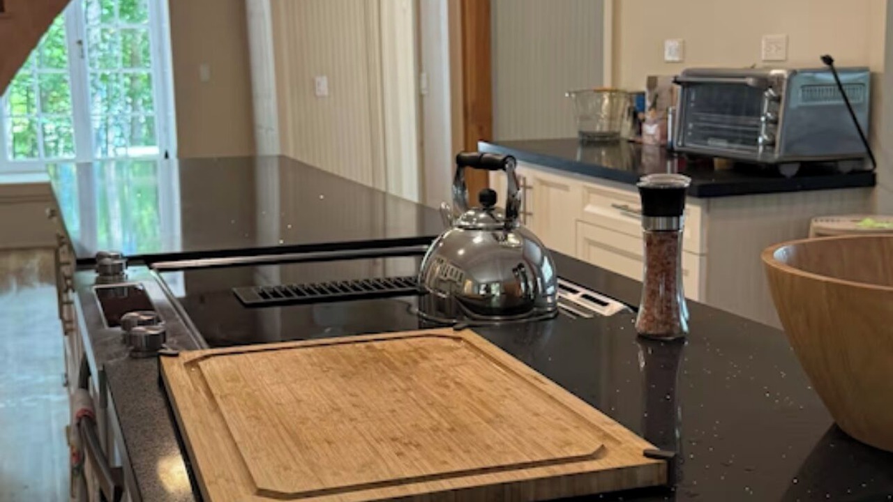 Photo of Kitchen in Muskoka Lakes