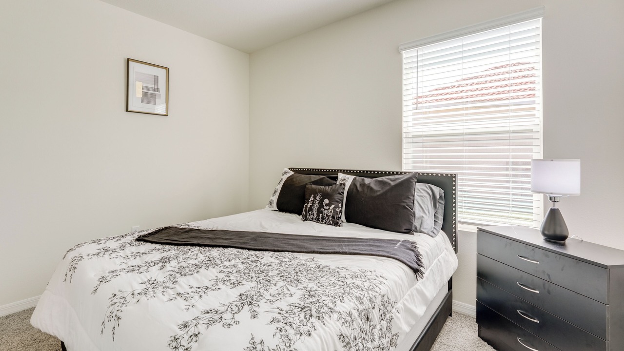 Photo of Bedroom in Fedhaven