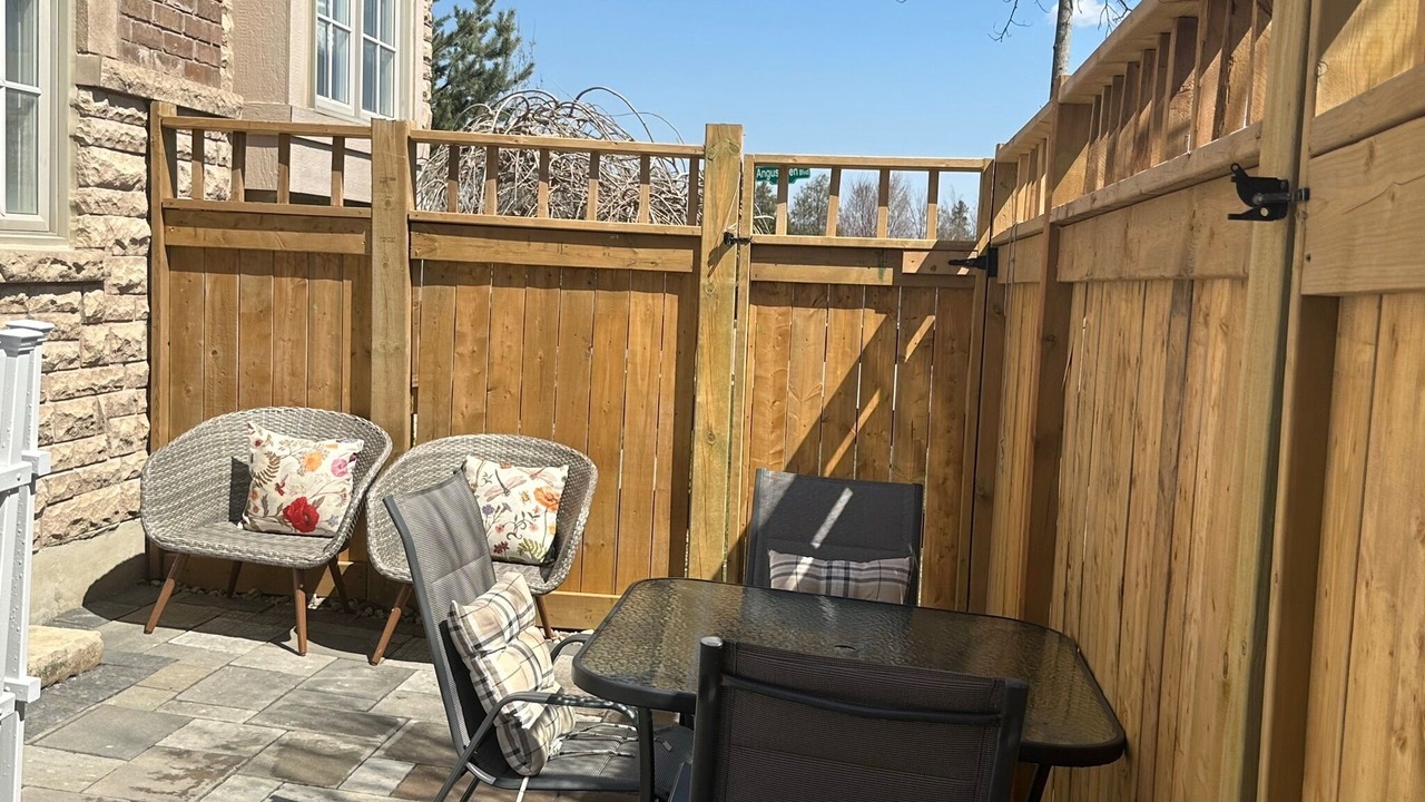Photo of Outdoor in Markham