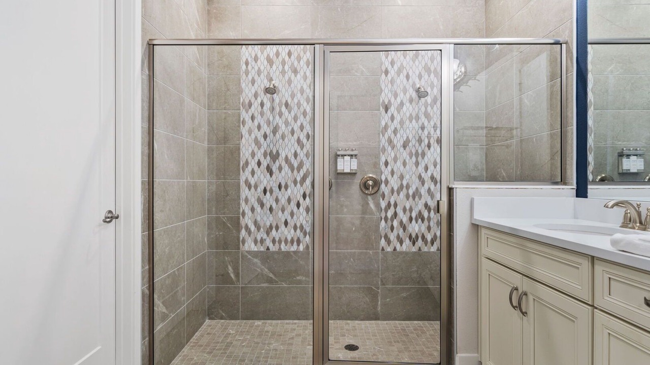 Photo of Bathroom in Bay Lake