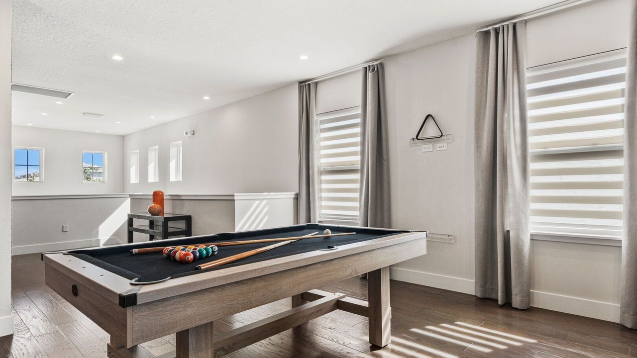 Photo of Bedroom in Bay Lake