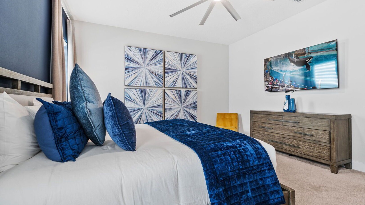 Photo of Bedroom in Bay Lake
