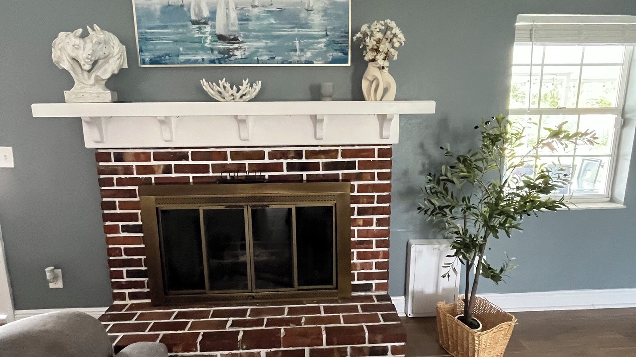 Photo of Livingroom in Brandon