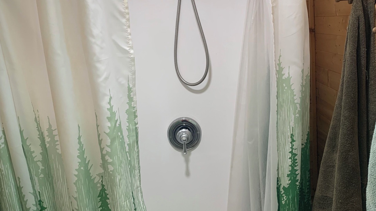 Photo of Bathroom in Joly