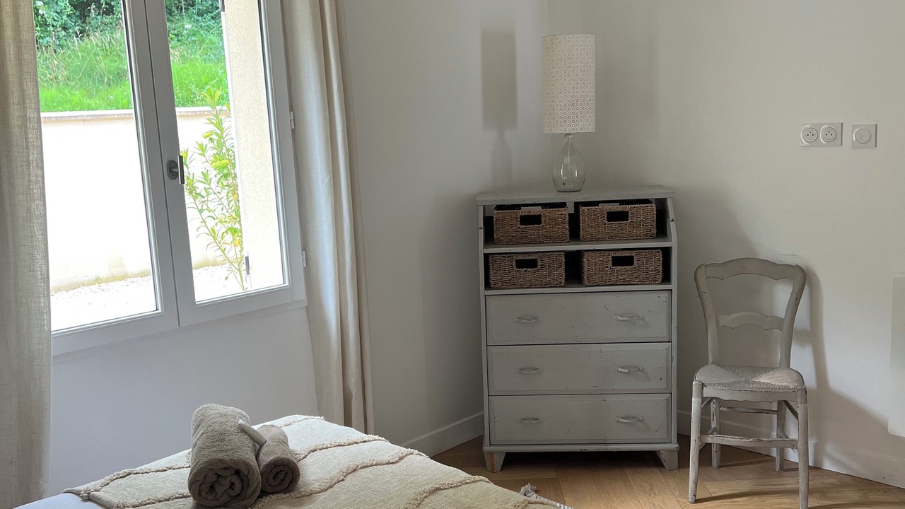 Photo of Bedroom in La Celle-sur-Morin