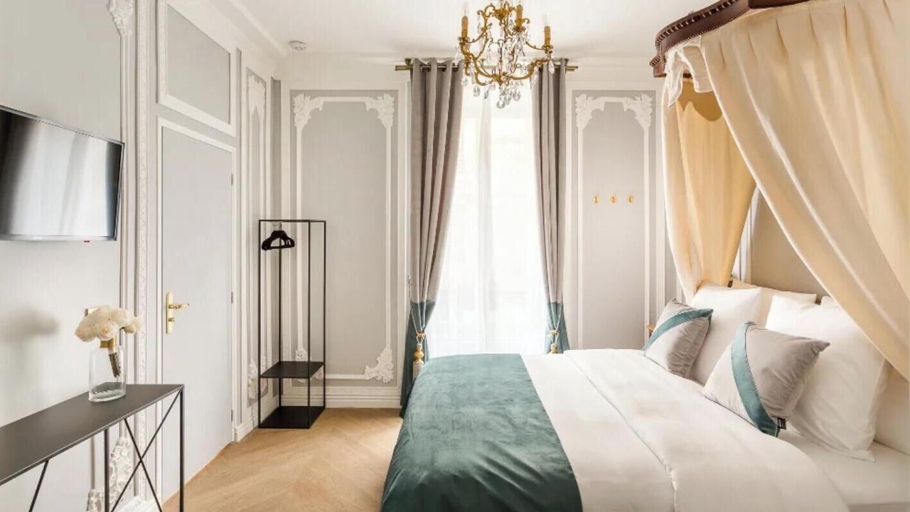 Photo of Bedroom in Paris City Center