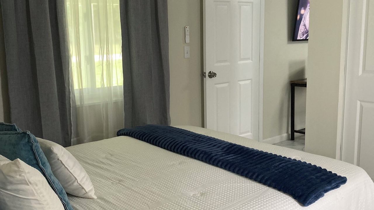 Photo of Bedroom in Taylor Creek