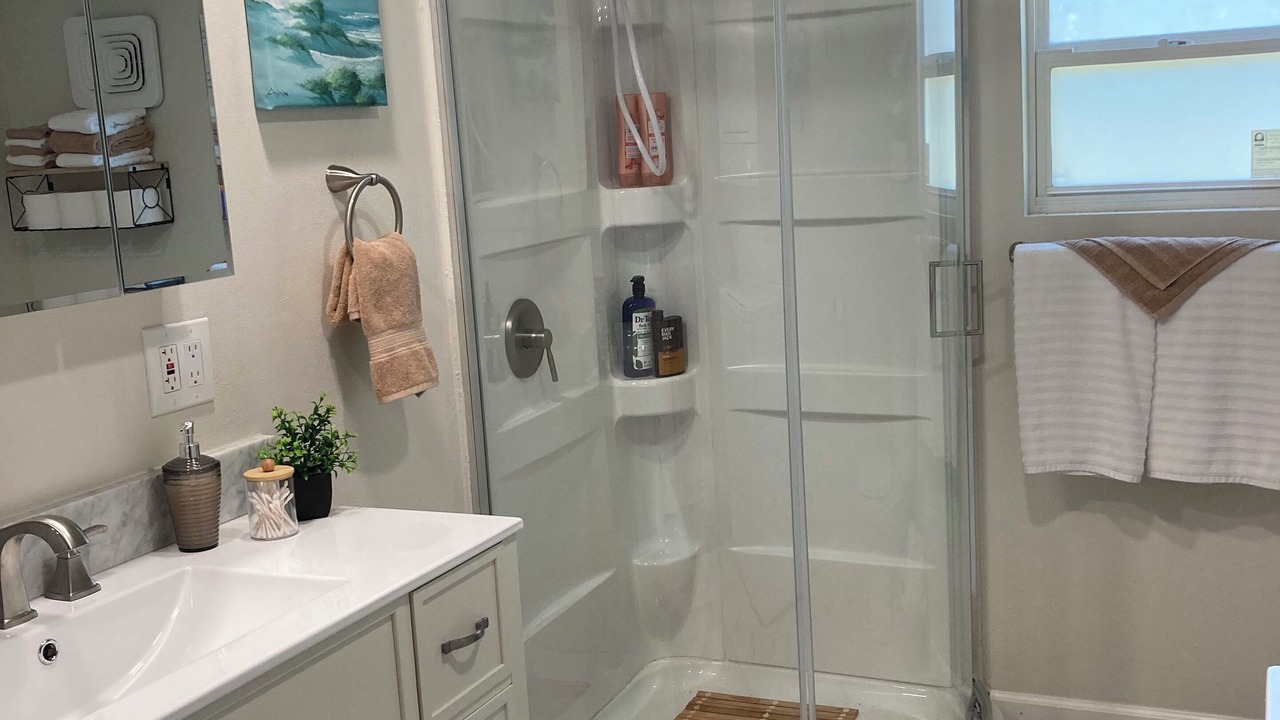 Photo of Bathroom in Taylor Creek