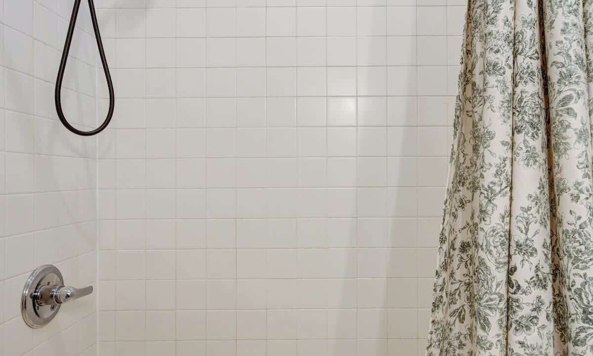 Photo of Bathroom in Center City East
