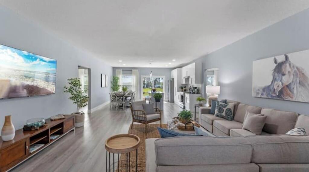 Photo of Livingroom in St. Cloud