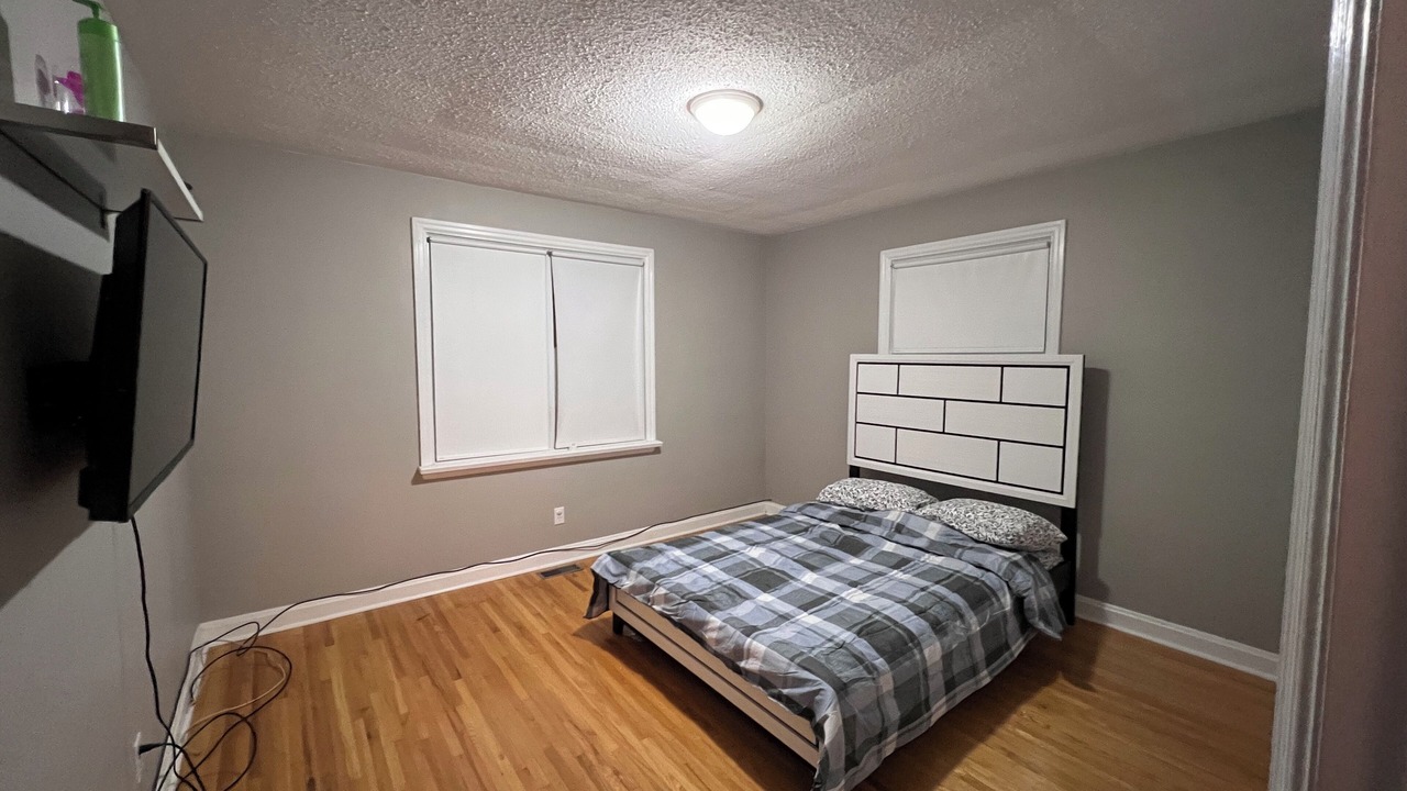 Photo of Bedroom in Belleville