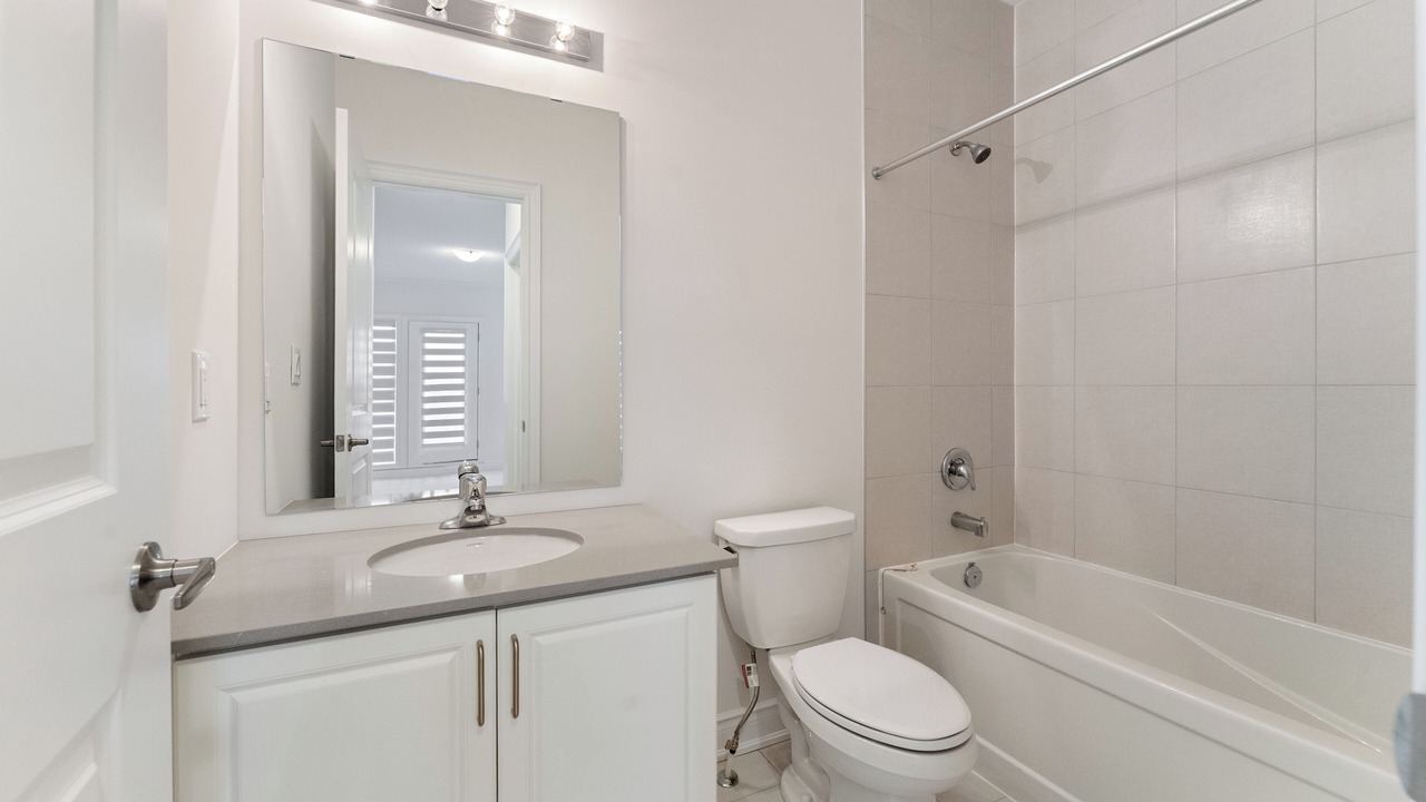 Photo of Bathroom in Oakville
