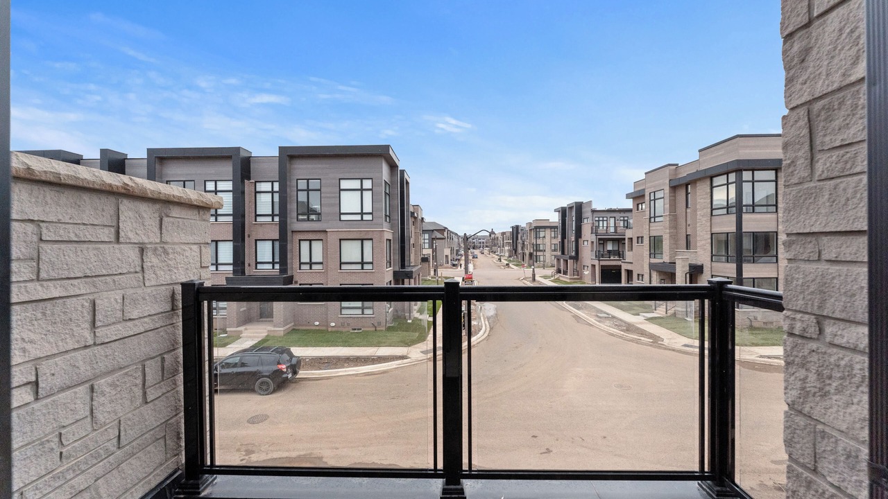 Photo of Outdoor in Oakville