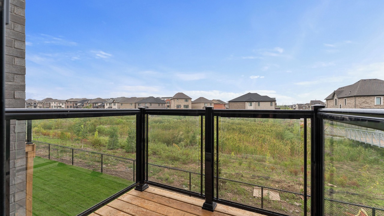 Photo of Outdoor in Oakville