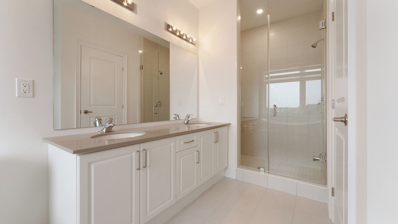 Photo of Bathroom in Oakville