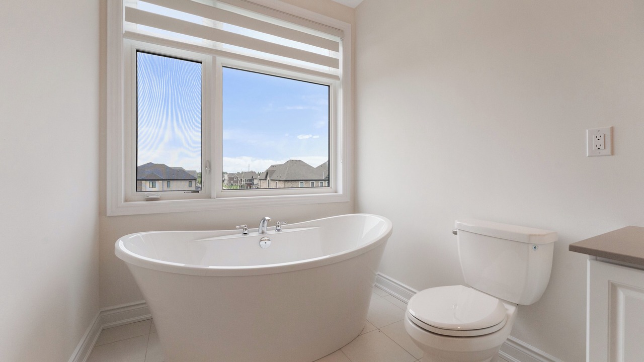Photo of Bathroom in Oakville