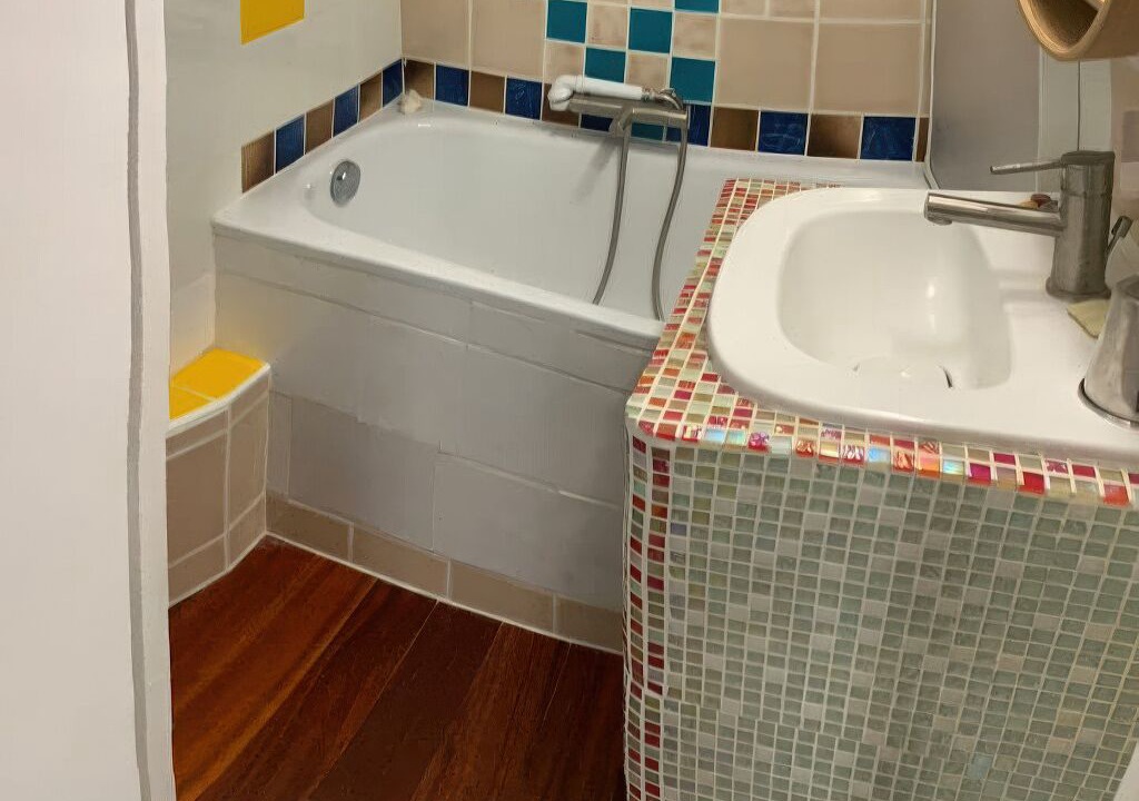 Photo of Bathroom in Saint-Victor