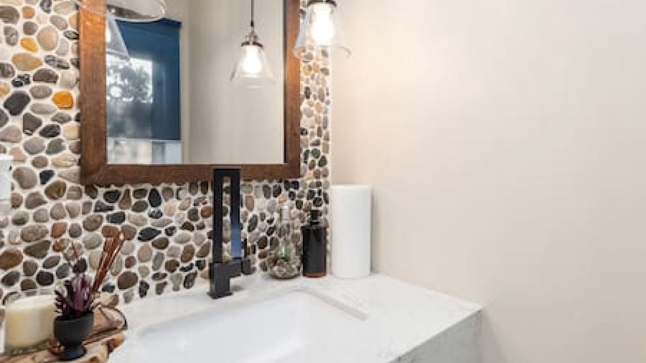 Photo of Bathroom in Churchill Meadows