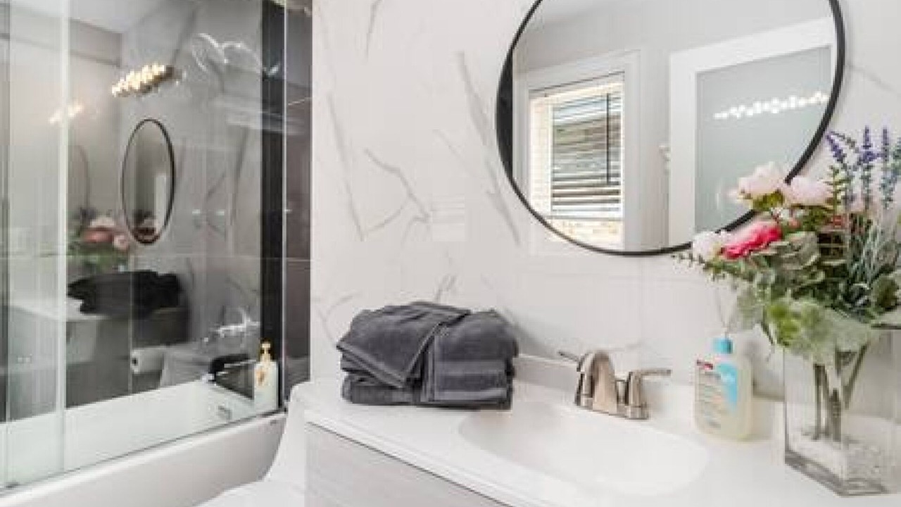 Photo of Bathroom in Churchill Meadows
