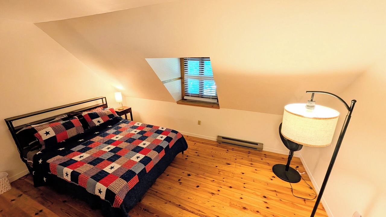 Photo of Bedroom in Greater Napanee