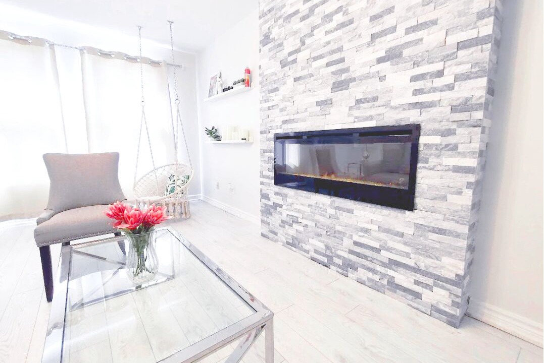 Photo of Livingroom in Clearview