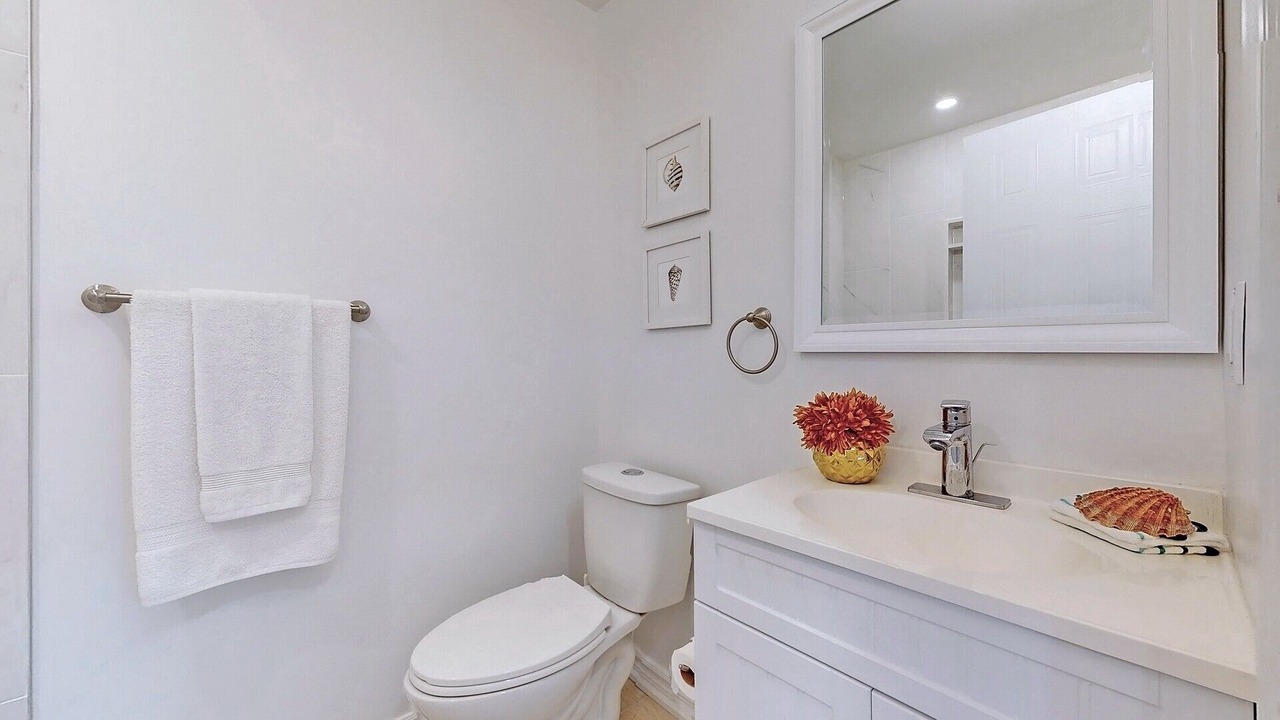 Photo of Bathroom in Clearview
